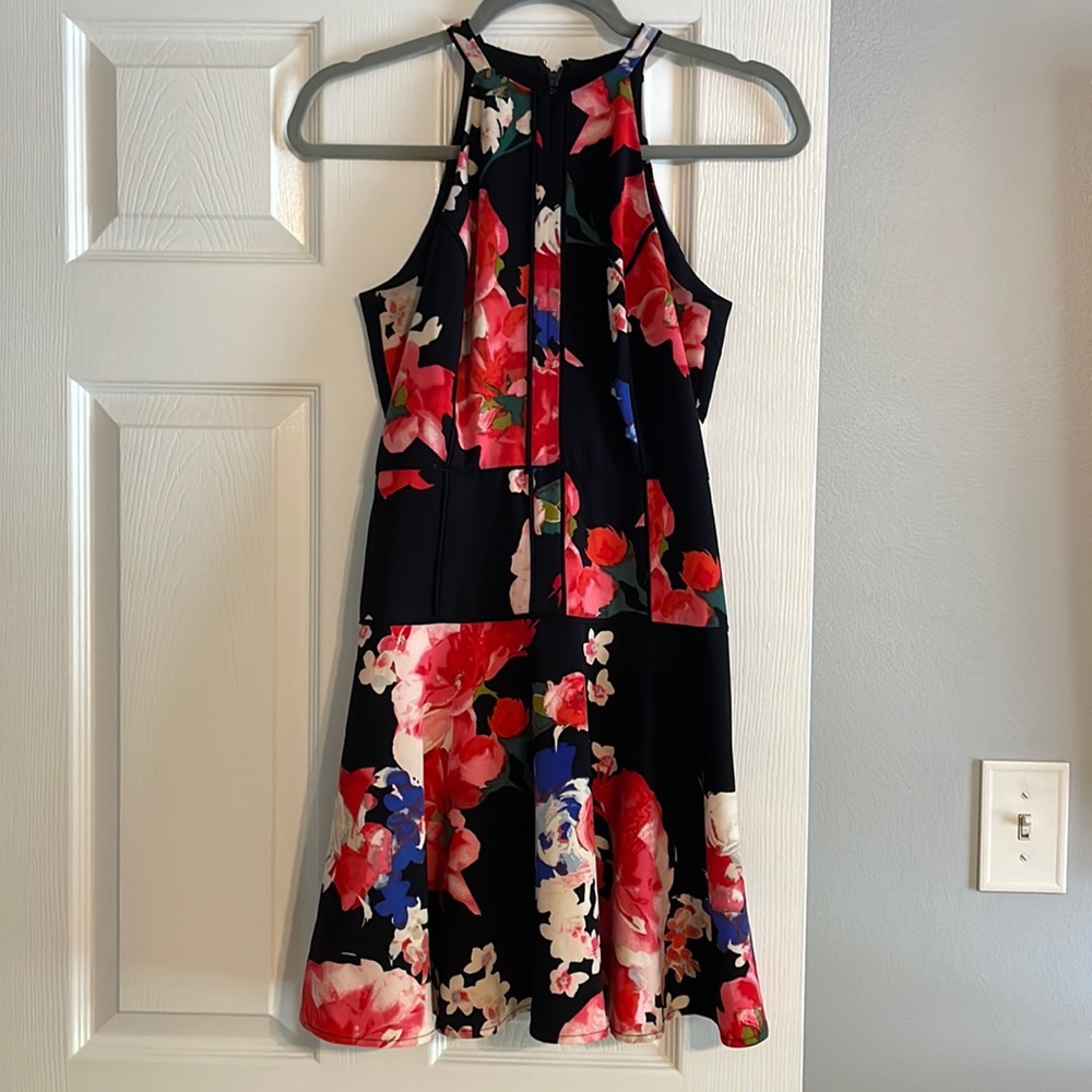 Black Floral Guess dress, Size 0, worn once